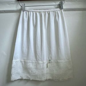 Vintage White Greenco Maid Lace Slit Nylon Half Slip Sz S